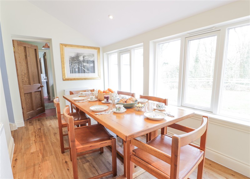The dining area at Gatehouse 2 Cessnock Castle, Galston