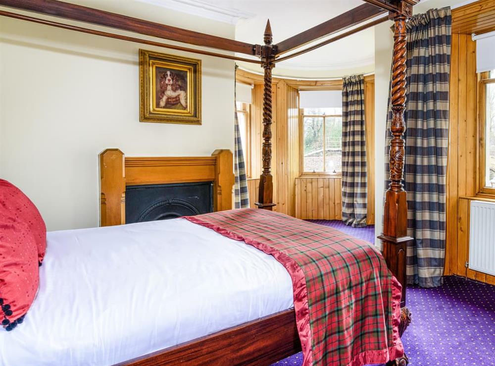 Double bedroom (photo 2) at Gatehouse Lodge in Pitlochry, Perthshire