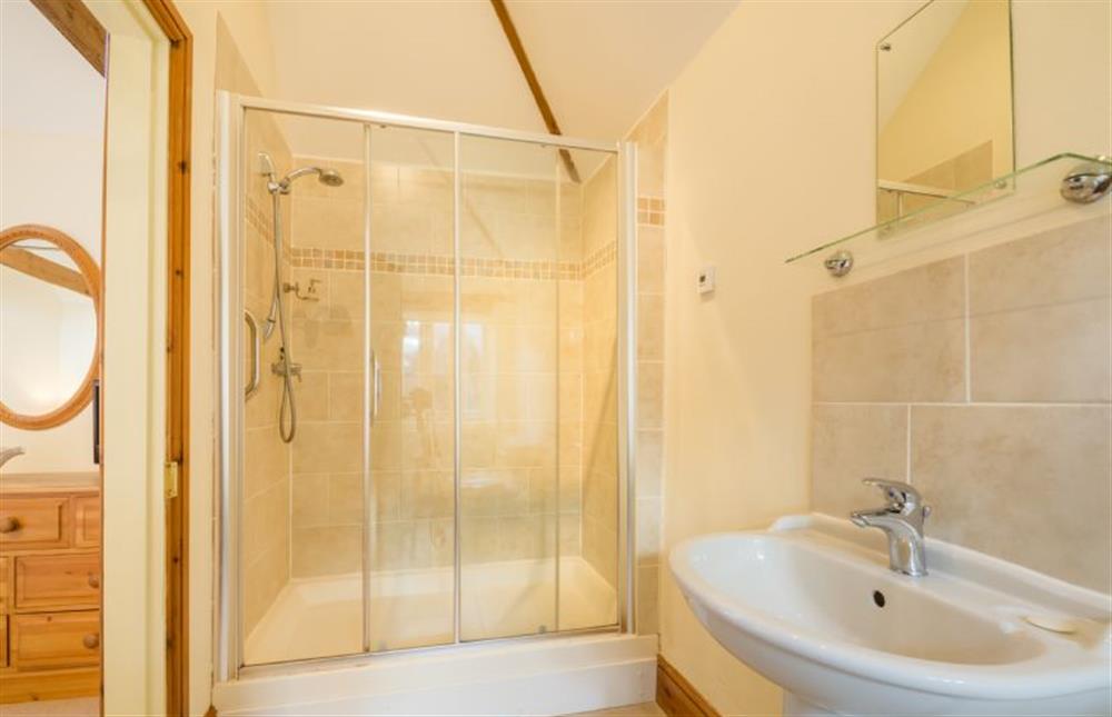 Ground floor: Annex bedroom, en-suite shower room at Geddings Farm Barn, Ringstead near Hunstanton