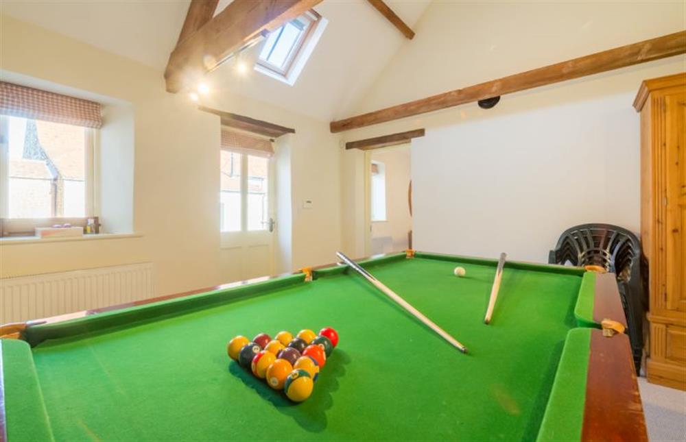 Ground floor: Annex Games room pool table at Geddings Farm Barn, Ringstead near Hunstanton