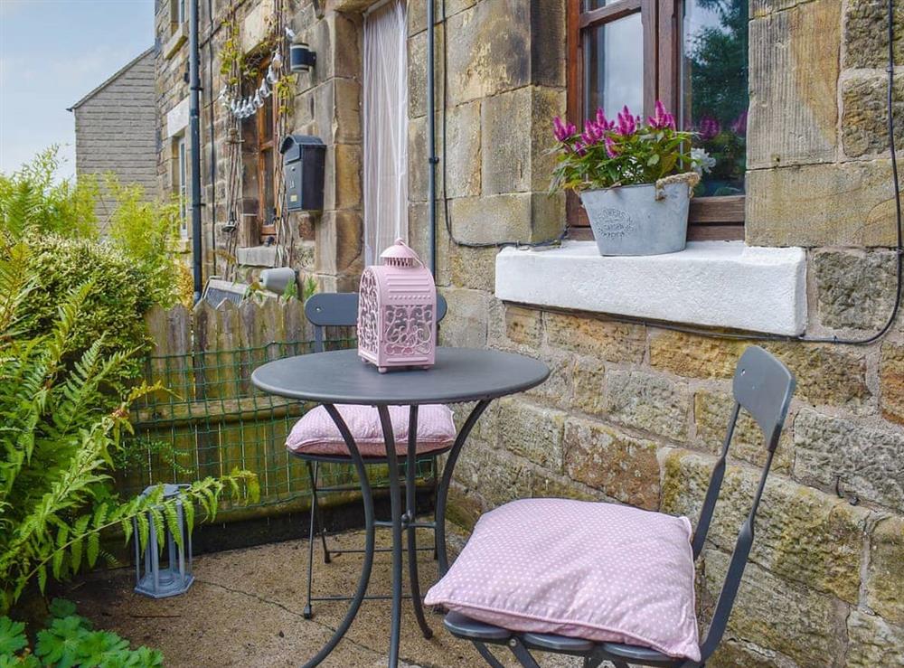 Sitting-out-area at Gem Cottage in Leek, Staffordshire
