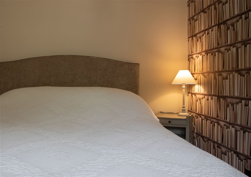 A bedroom in George House at George House, Dartmouth