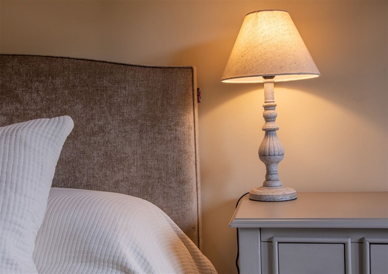 One of the 4 bedrooms (photo 4) at George House, Dartmouth