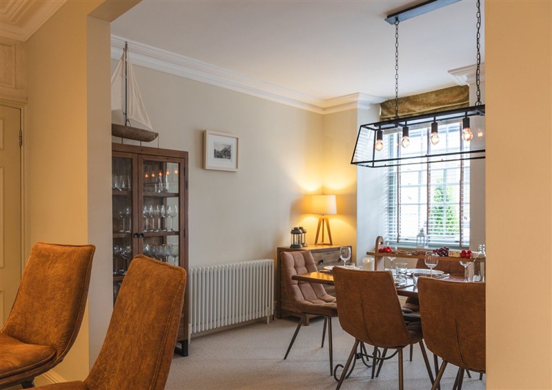 The living room (photo 2) at George House, Dartmouth