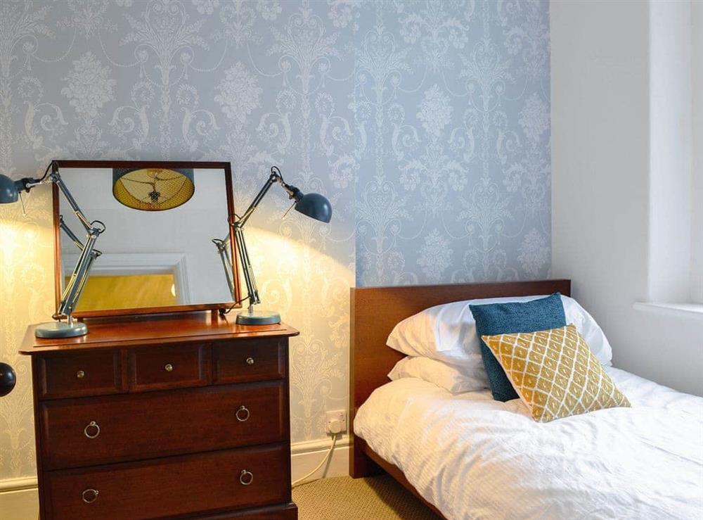 Delightful twin bedroom at Gilberts Warrant in Keswick, Cumbria