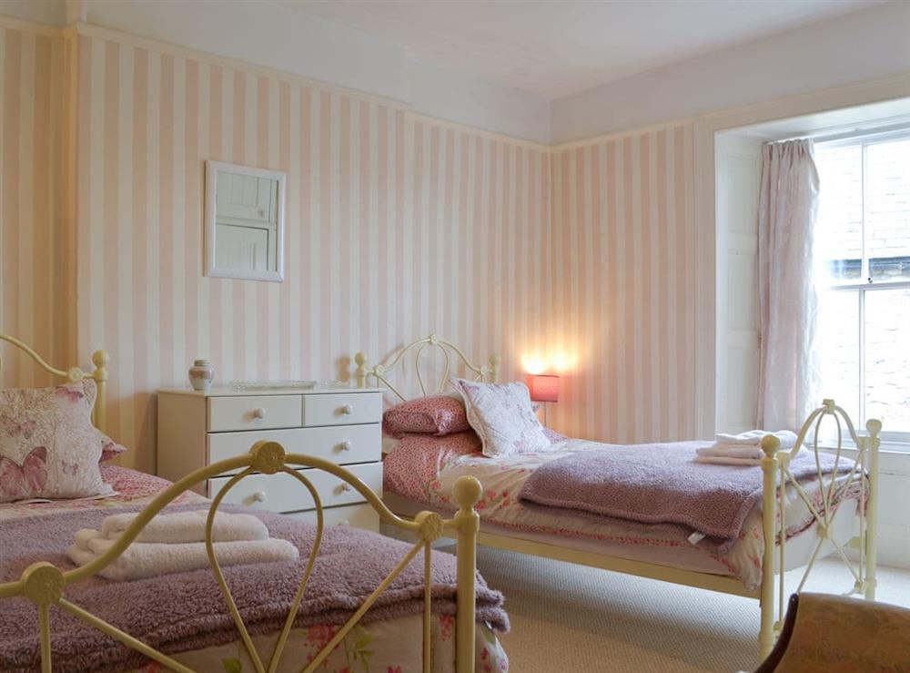 Twin bedroom at Gilmore House in Alston, Cumbria