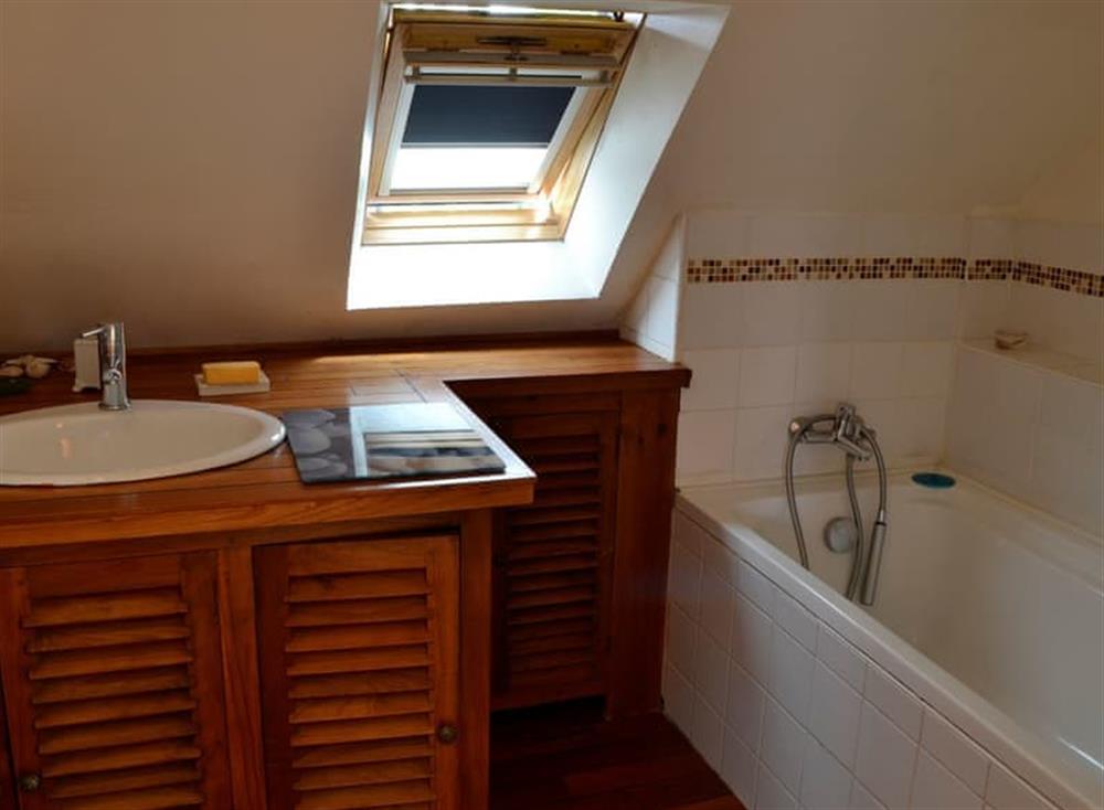 Bathroom at Gite de la Ferme de Surmont in Beaumont-en-Beine, Picardy, France