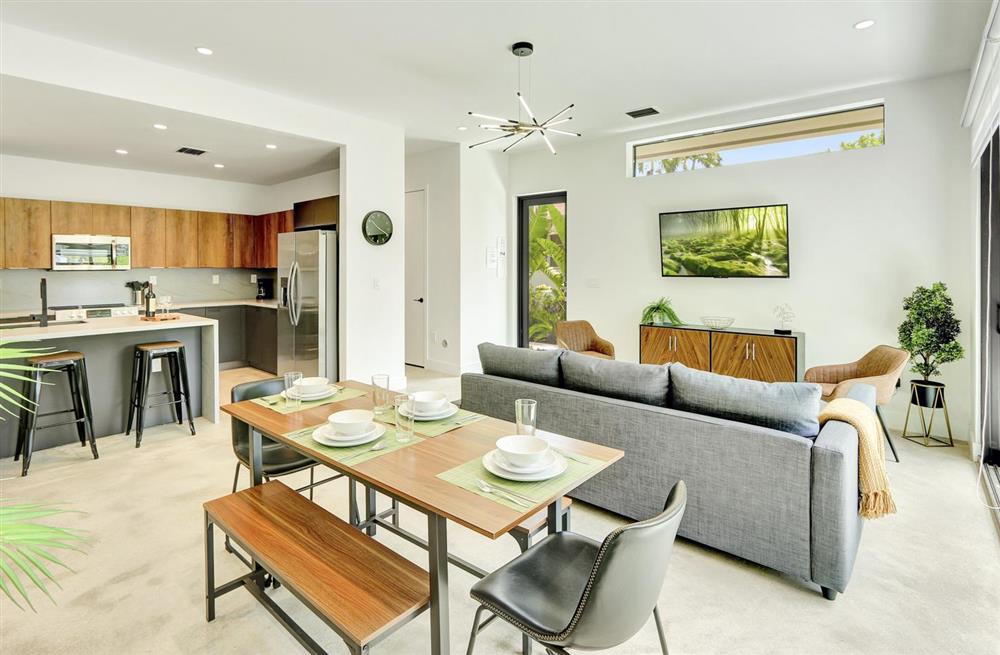 Gladeview House
