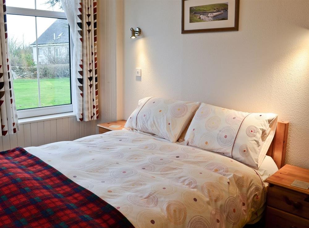 Double bedroom at Gladstone Cottage in Castletown, near Thurso, Caithness