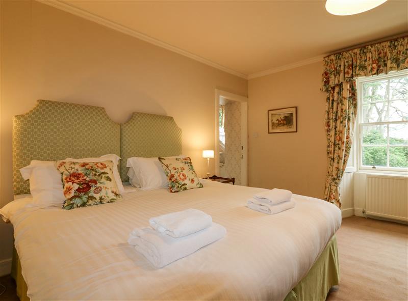 One of the 7 bedrooms (photo 6) at Glamis House, Glamis near Forfar