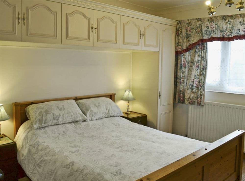 Charming double bedroom at Glan-Mor in Pwllheli, Gwynedd