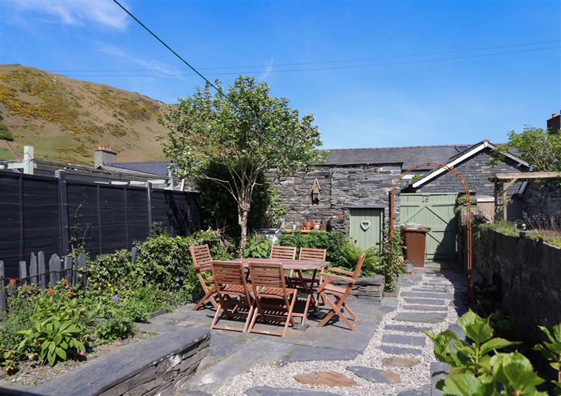 This is Glan yr Afon (photo 2) at Glan yr Afon, Abergynolwyn near Tywyn