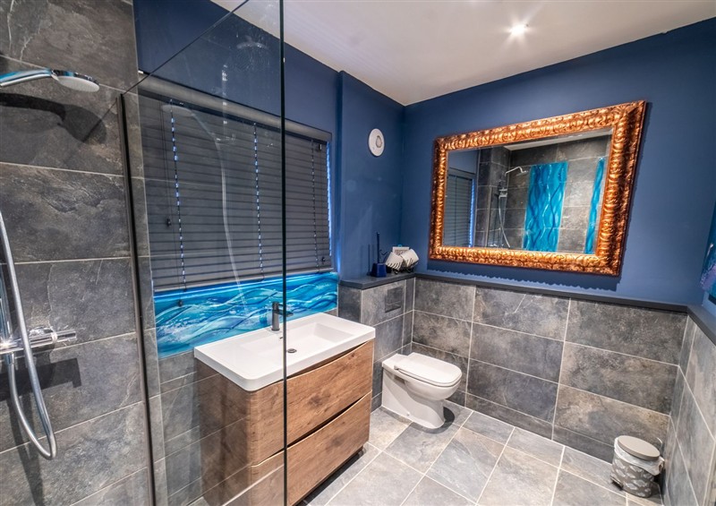 Bathroom at Glanllyn Bach, Rhosneigr