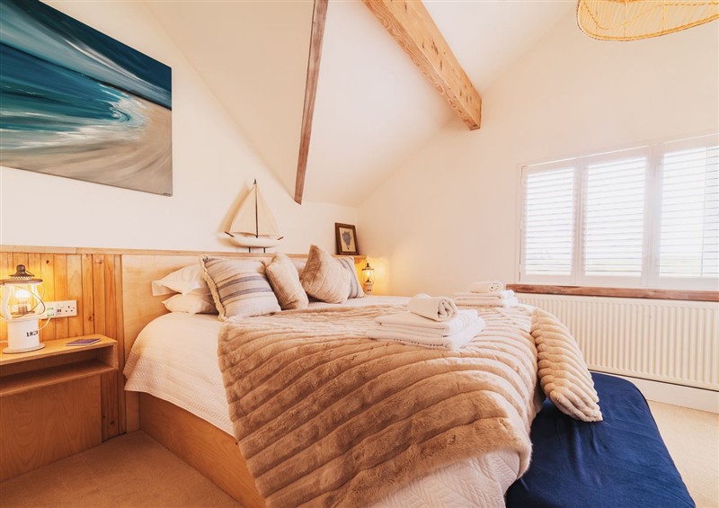 One of the bedrooms (photo 4) at Glanllyn Bach, Rhosneigr