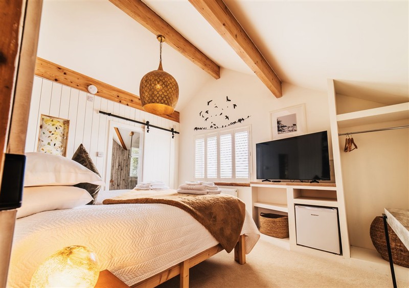 One of the bedrooms (photo 5) at Glanllyn Bach, Rhosneigr