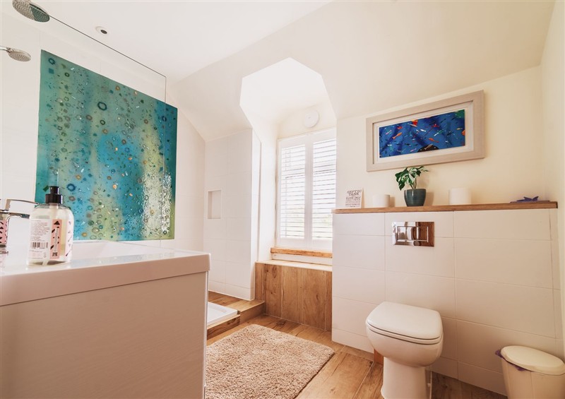 The bathroom (photo 2) at Glanllyn Bach, Rhosneigr