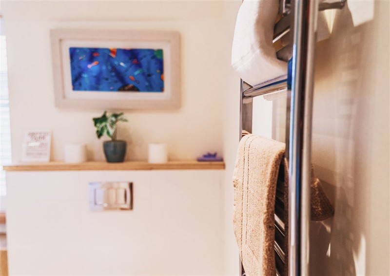 The bathroom (photo 5) at Glanllyn Bach, Rhosneigr