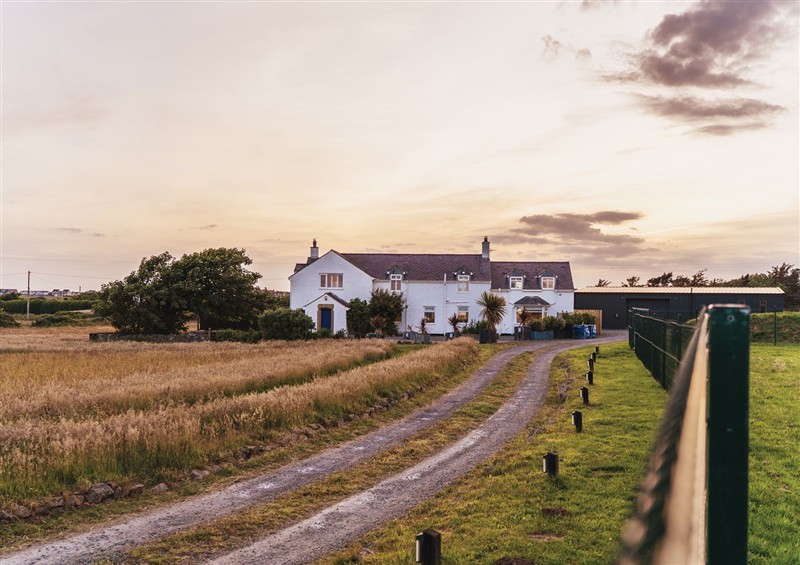 This is Glanllyn Bach (photo 3) at Glanllyn Bach, Rhosneigr
