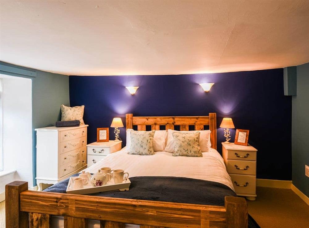 Double bedroom at Glasfor in Llwyngwril, near Barmouth, Gwynedd