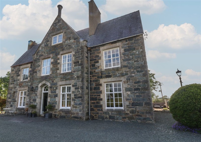 Outside at Glasfryn, Llandwrog