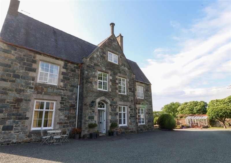The setting of Glasfryn at Glasfryn, Llandwrog