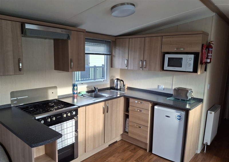 This is the kitchen at Glasyln 37, Morfa Bychan
