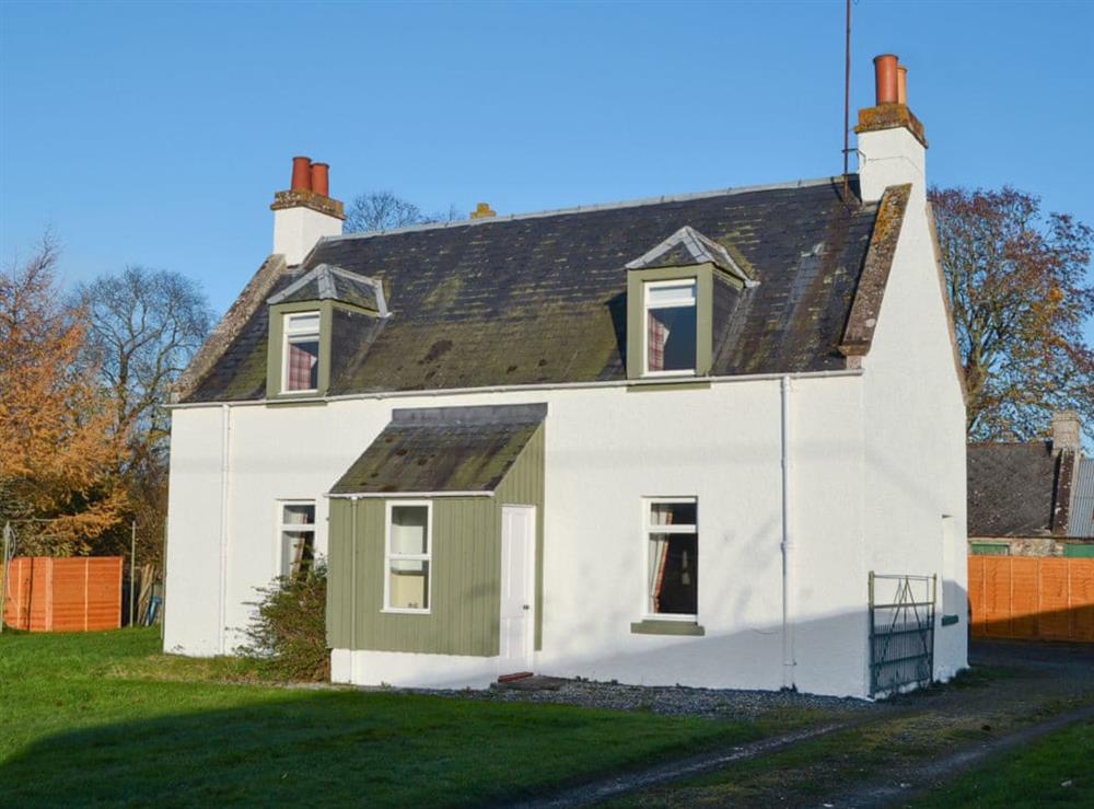 Glebe Cottage is a detached property