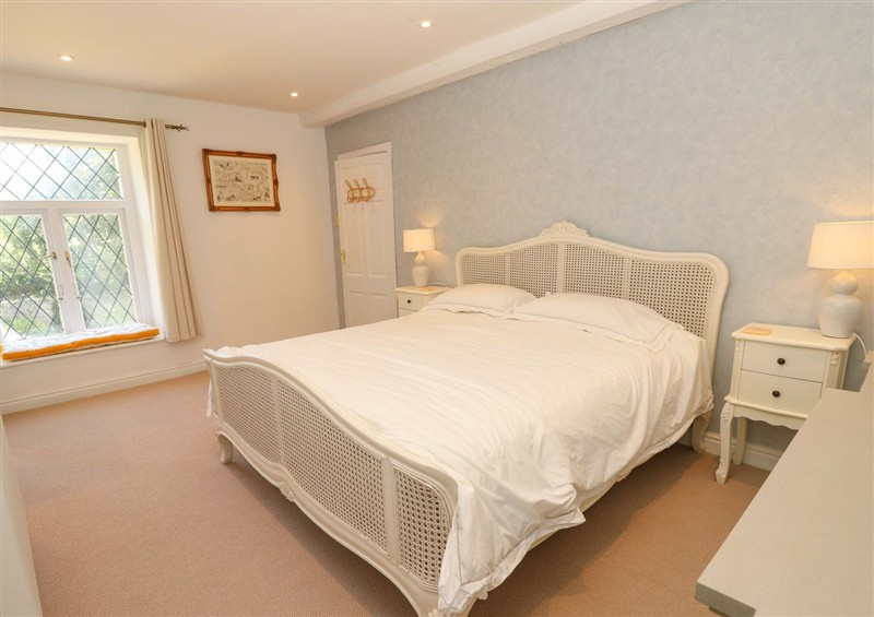 A bedroom in Glebe Garth (photo 2) at Glebe Garth, Chale near Niton
