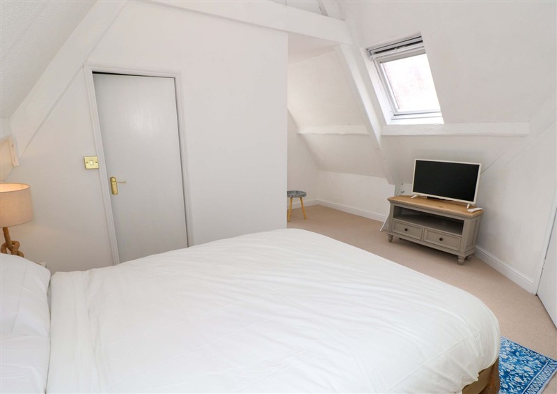One of the bedrooms (photo 4) at Glebe Garth, Chale near Niton