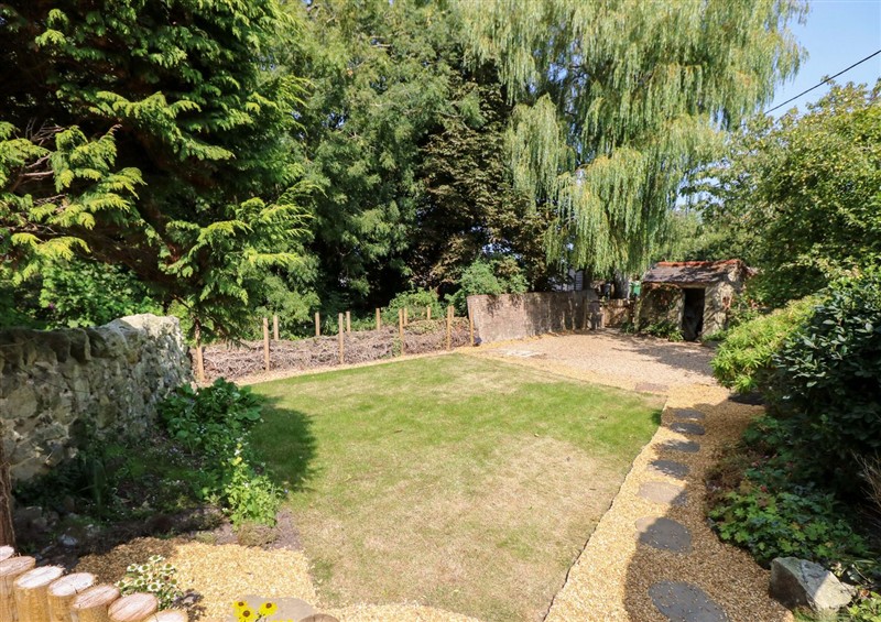 Outside (photo 5) at Glebe Garth, Chale near Niton