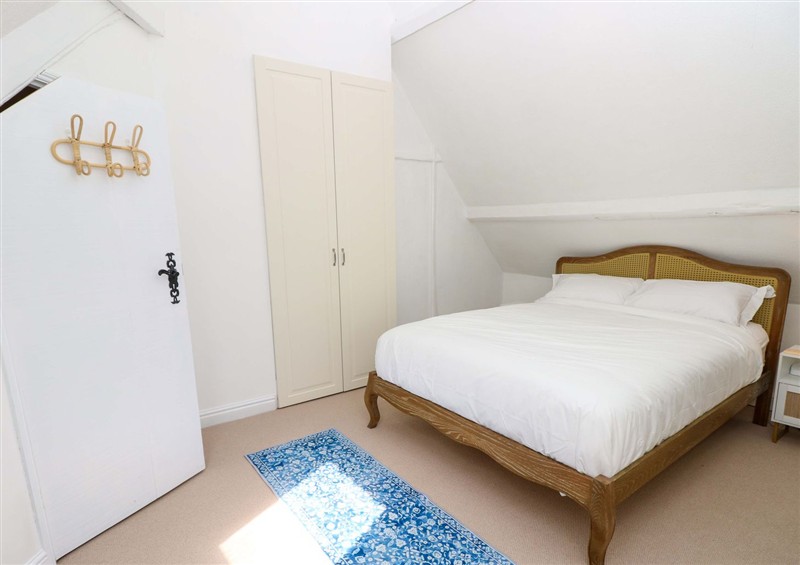 This is a bedroom (photo 4) at Glebe Garth, Chale near Niton