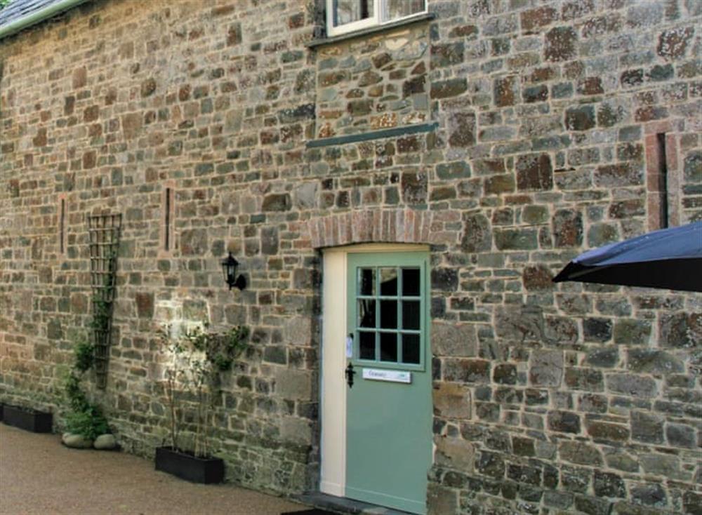 Peaceful holiday cottage at The Granary, 