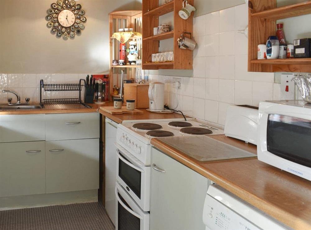 Well equipped kitchen at Glen Cottage in Marstow, near Ross-On-Wye, Herefordshire
