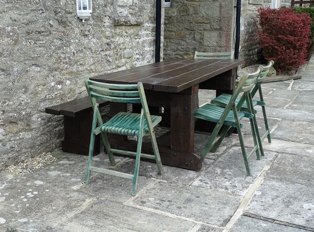 Sitting-out-area at Glen Cottage in Mickleton, near Barnard Castle, Durham
