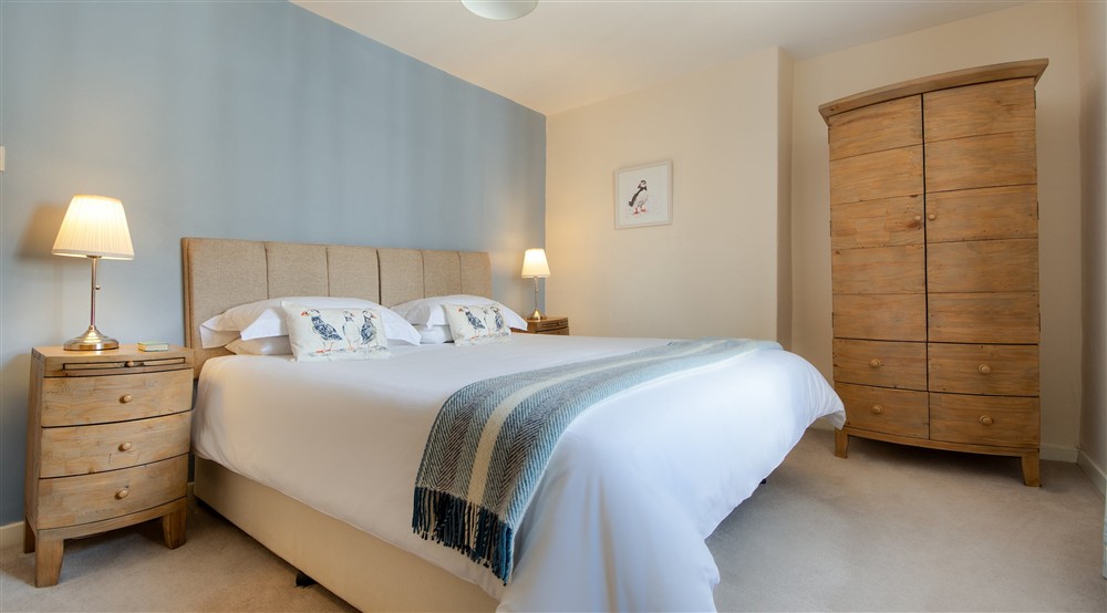 The bedroom with double bed (photo 2) at Glen House in Berwick-upon-tweed, Northumberland