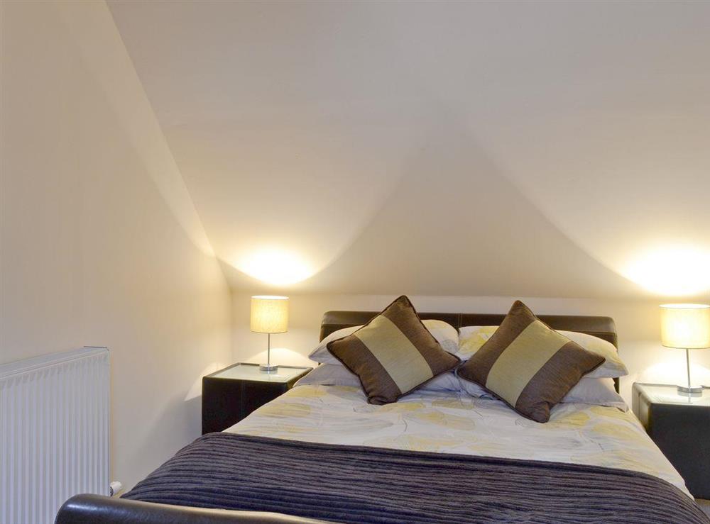 Comfortable double bedroom at Glen View in Balnain near Drumnadrochit, Inverness-Shire