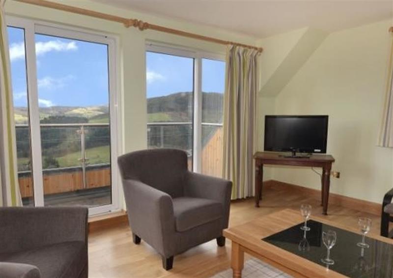 Relax in the living area (photo 3) at Glen View Lodge, Drumnadrochit