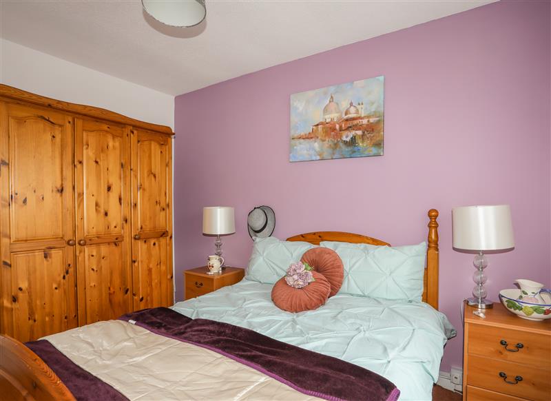 This is a bedroom at Glen Y Wawr, Llanbedrog