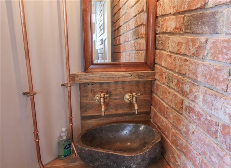 The bathroom at Glencoe House, Wooler