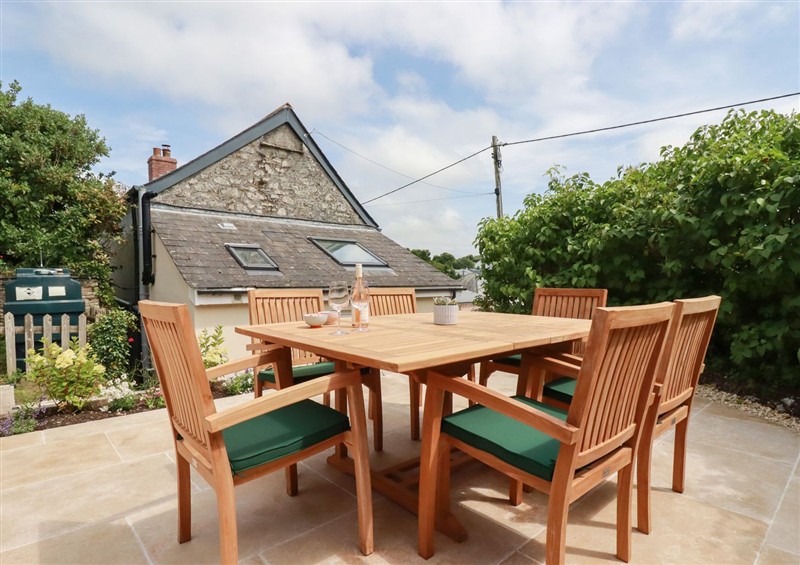 The patio in Glendale (photo 2) at Glendale, Trelights near Port Isaac