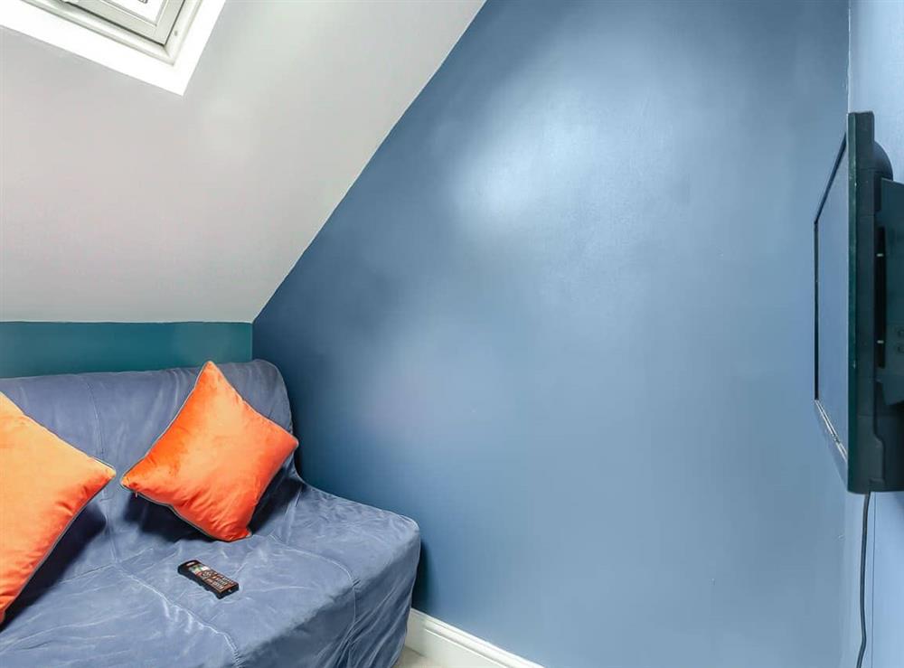 Single bedroom (photo 2) at Glendon in Harrogate, North Yorkshire