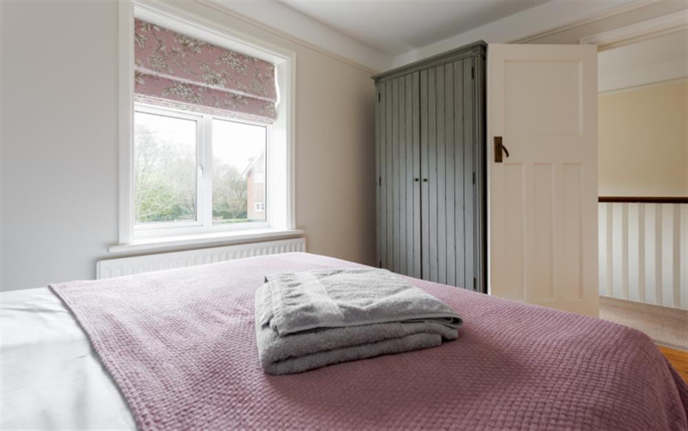 This is a bedroom at Glenleigh in Brockenhurst