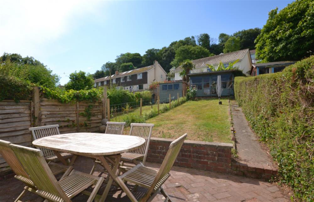 Another look at the patio and garden at Glenleigh, Salcombe