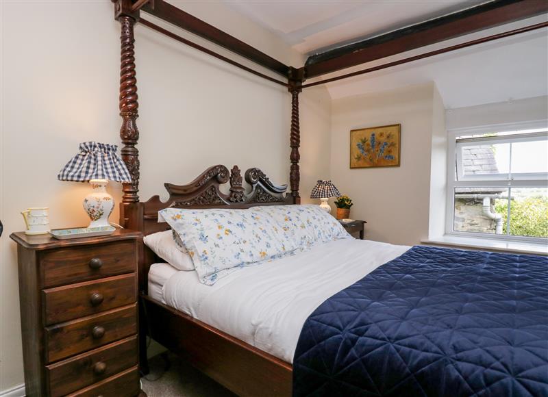 A bedroom in Glenside (photo 2) at Glenside, Arrad Foot