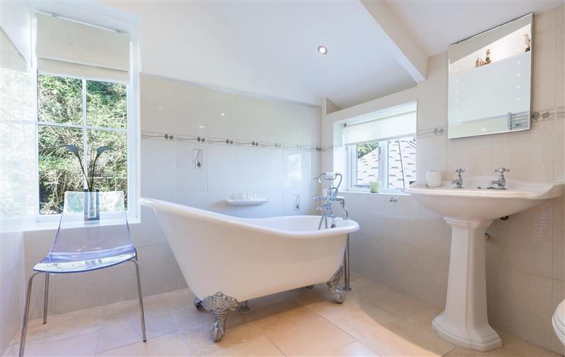 This is the bathroom at Glenside House, Carbis Bay