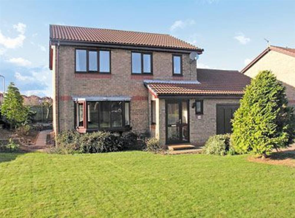 Gloster House in Amble, near Alnwick, Northumberland sleeps 8