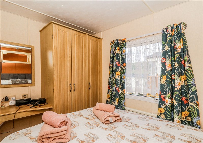A bedroom in GM18 (photo 2) at GM18, Clarach Bay near Aberystwyth