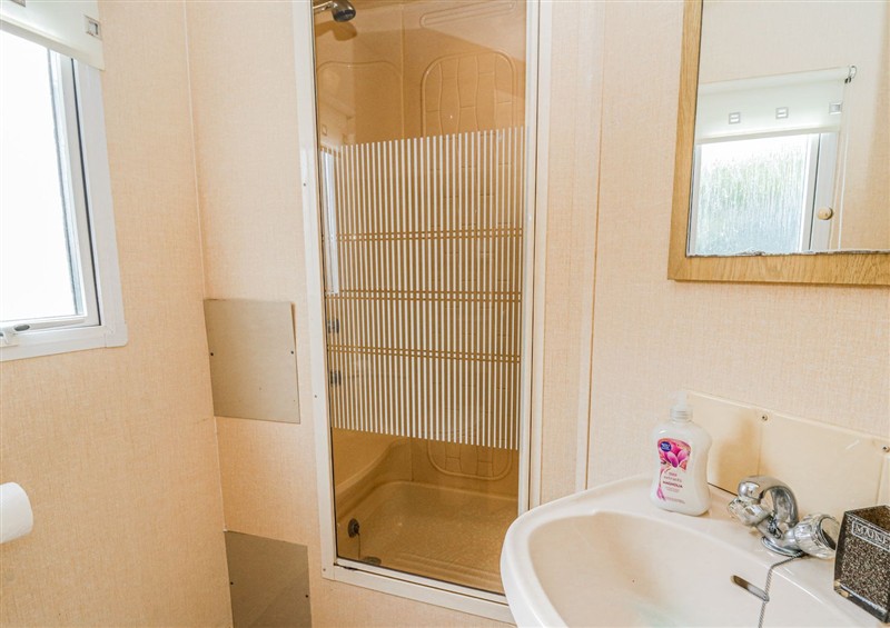 This is the bathroom at GM18, Clarach Bay near Aberystwyth