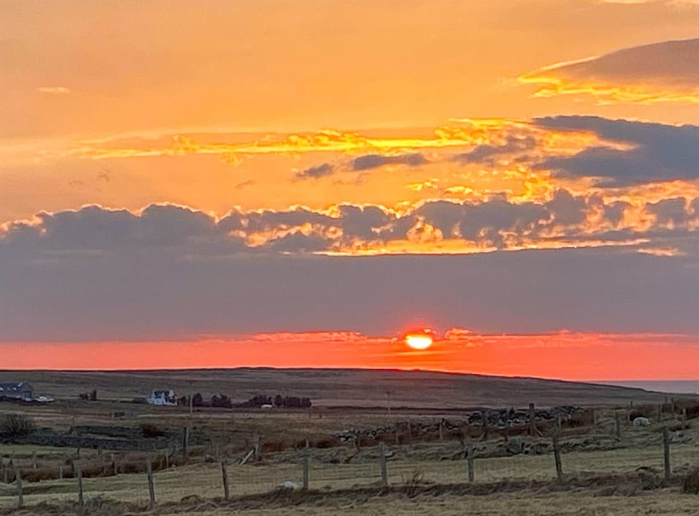 Watch the sunset! at Go Ye Cottage in Achmore, Isle Of Lewis