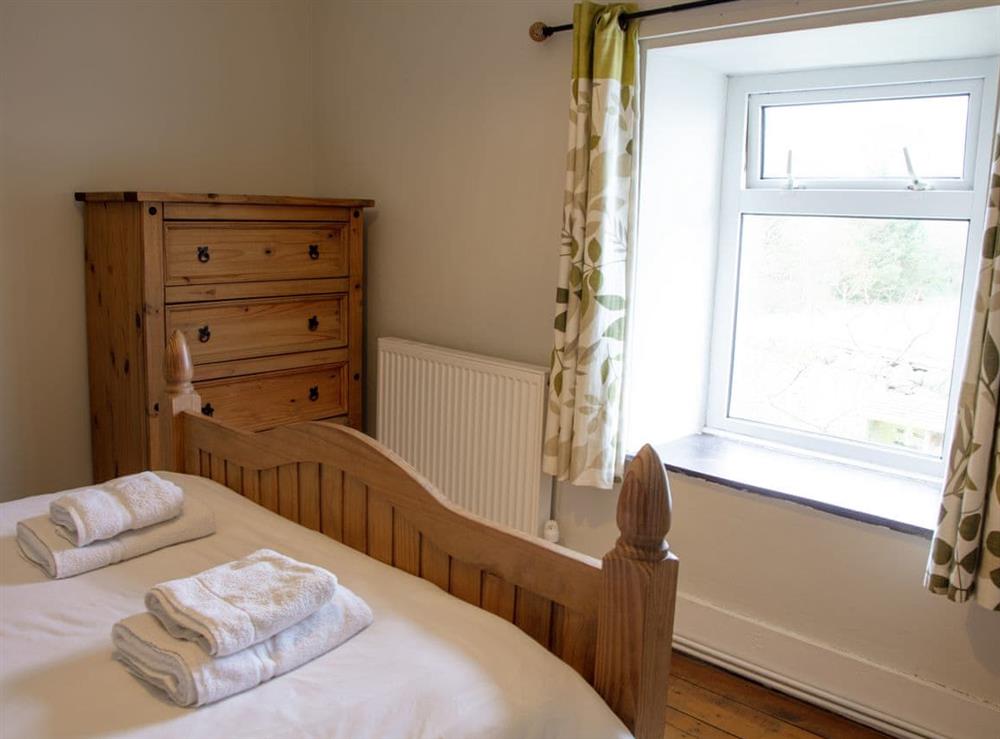 Double bedroom (photo 2) at Golan in Clynnog Fawr, Gwynedd